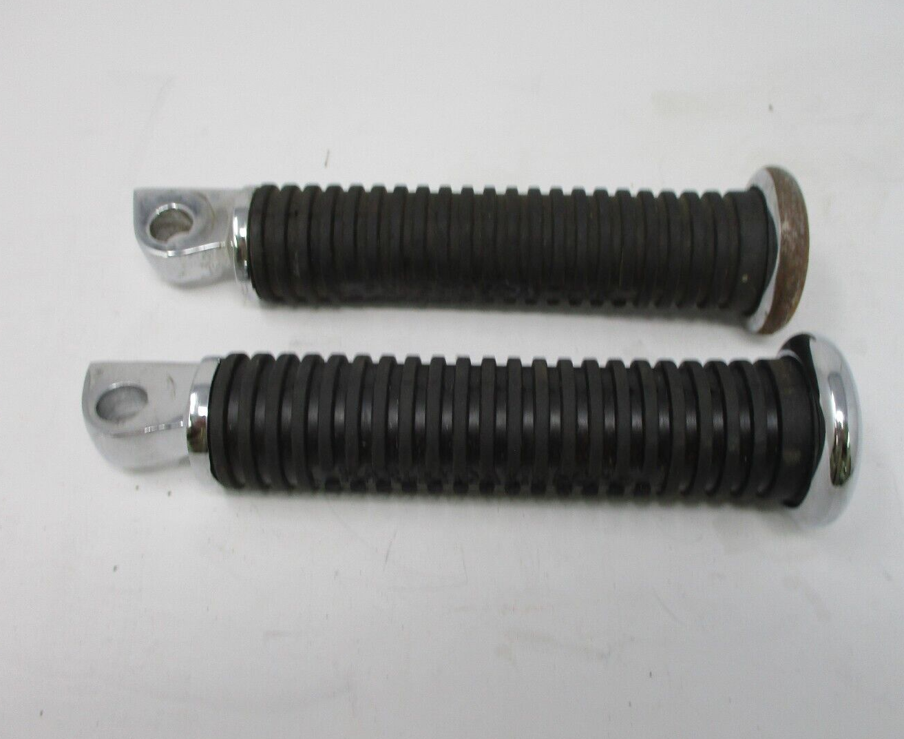 Harley-Davidson  Extended 5" Black Rubber Foot Pegs 49500-92T