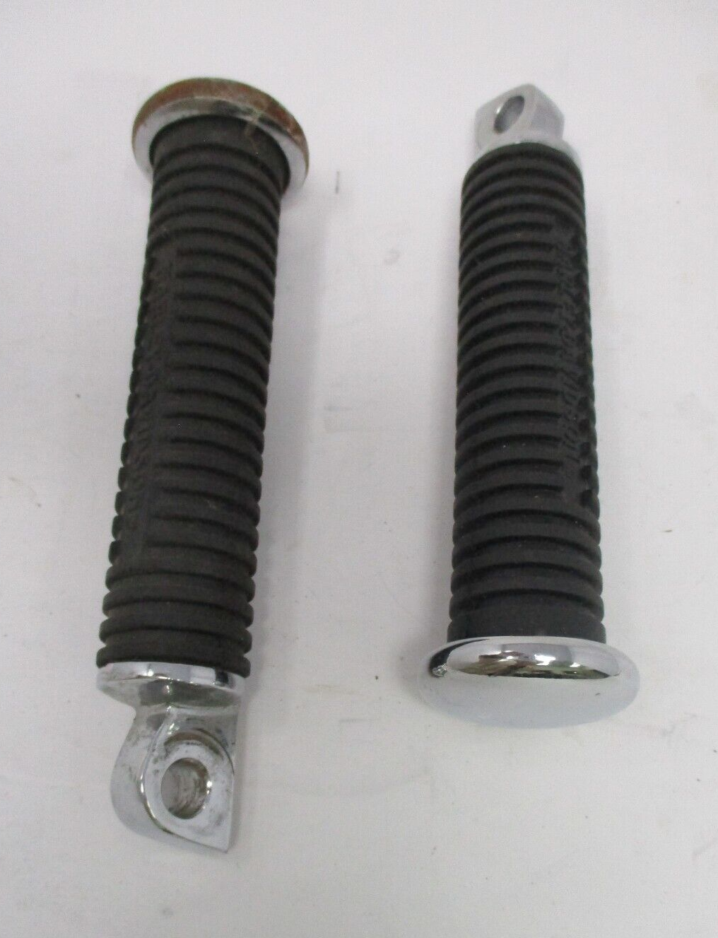 Harley-Davidson  Extended 5" Black Rubber Foot Pegs 49500-92T