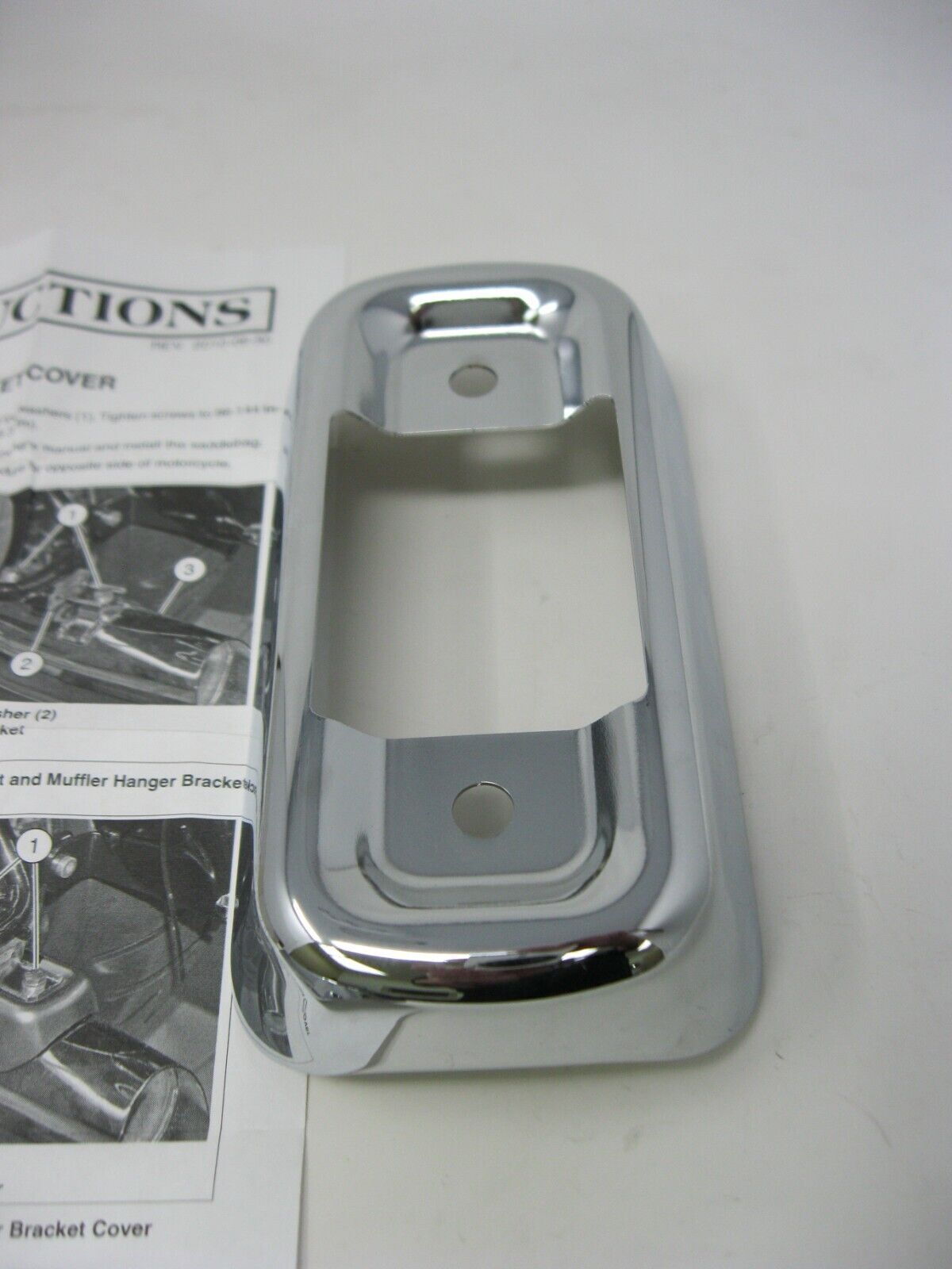 Harley-Davidson OEM 97-13 Touring Chrome Muffler Bracket Cover   80716-08