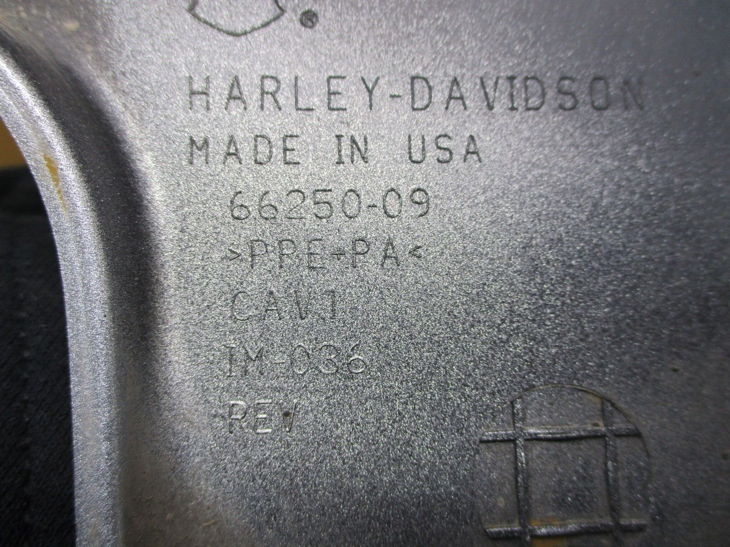 Harley Davidson OEM Side Cover Two Tone Grey 66250-09