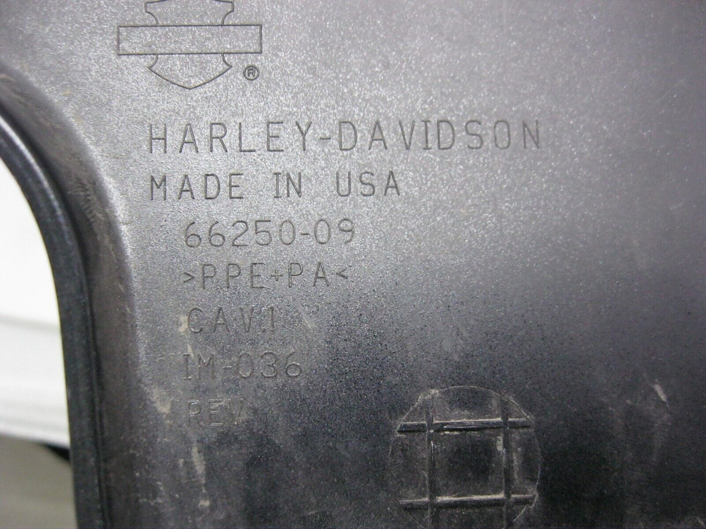 Harley-Davidson OEM 09-22 Touring Left Side Cover (Prime#) 66250-09