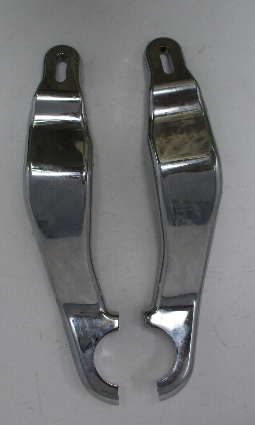 Harley-Davidson Fairing Support Brackets 47200261 47200262