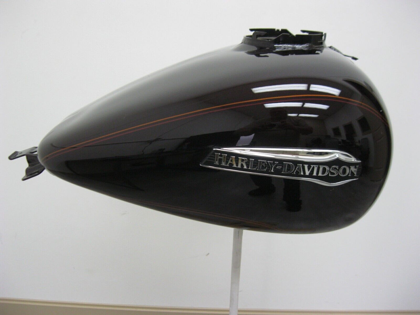 Harley-Davidson OEM 2014 FLHTCU Blackened Cayenne Fuel Tank  61000016DTA
