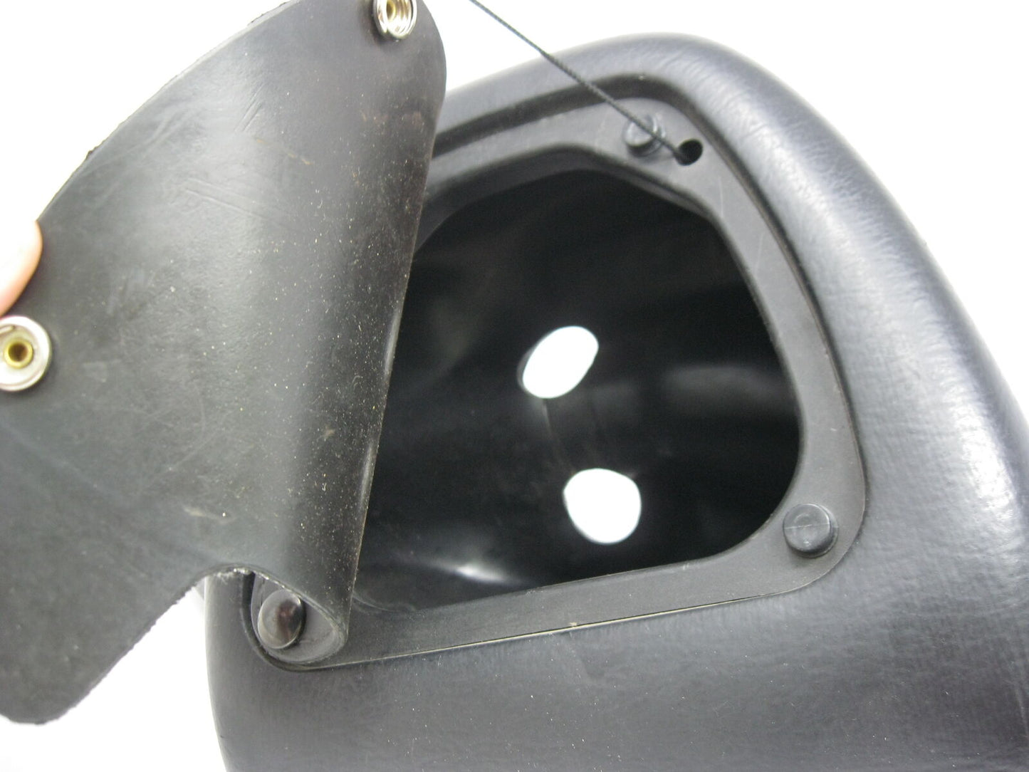 Harley Davidson OEM FLHTCU Right Hand Storage Box 58683-89A 91-2004