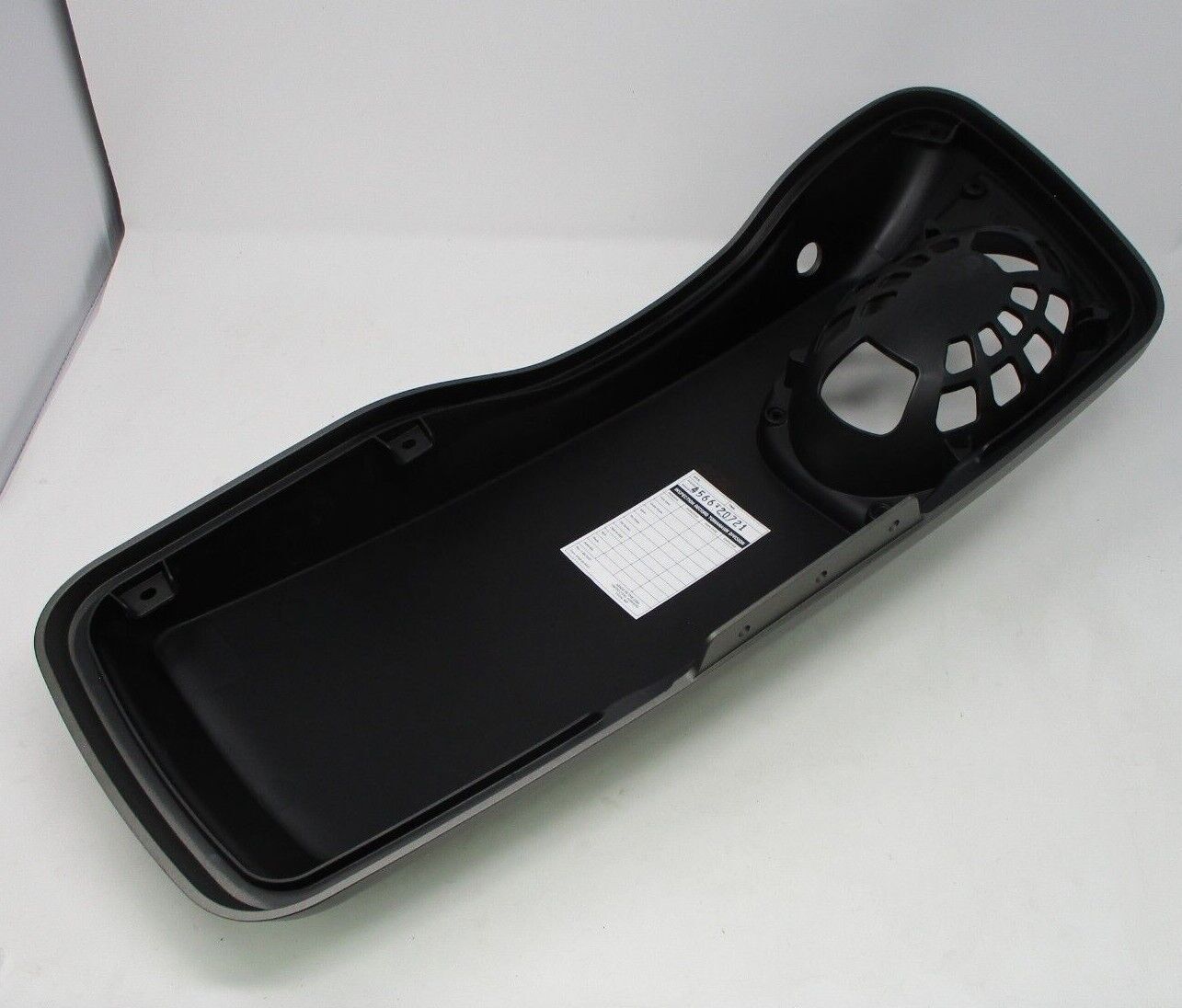 Harley Davidson OEM '16 CVO Street Glide LH Saddlebag Lid 90201142EAZ