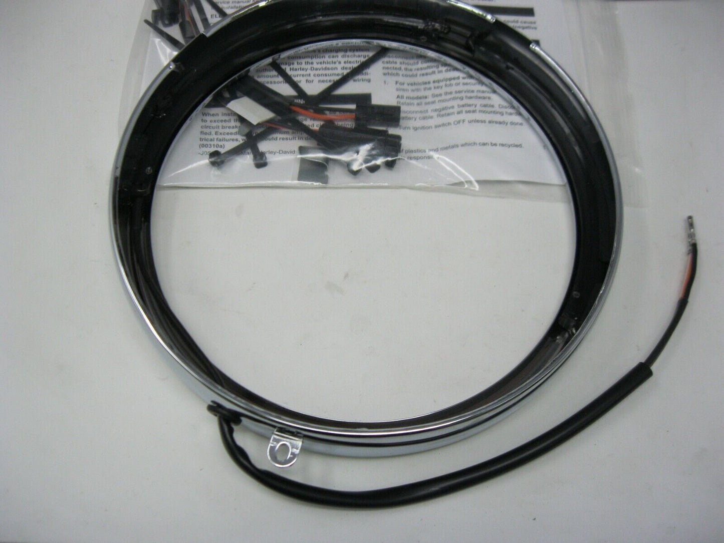 Harley Davidson OEM Electra Glo 7" Headlamp Trim Ring 61400154