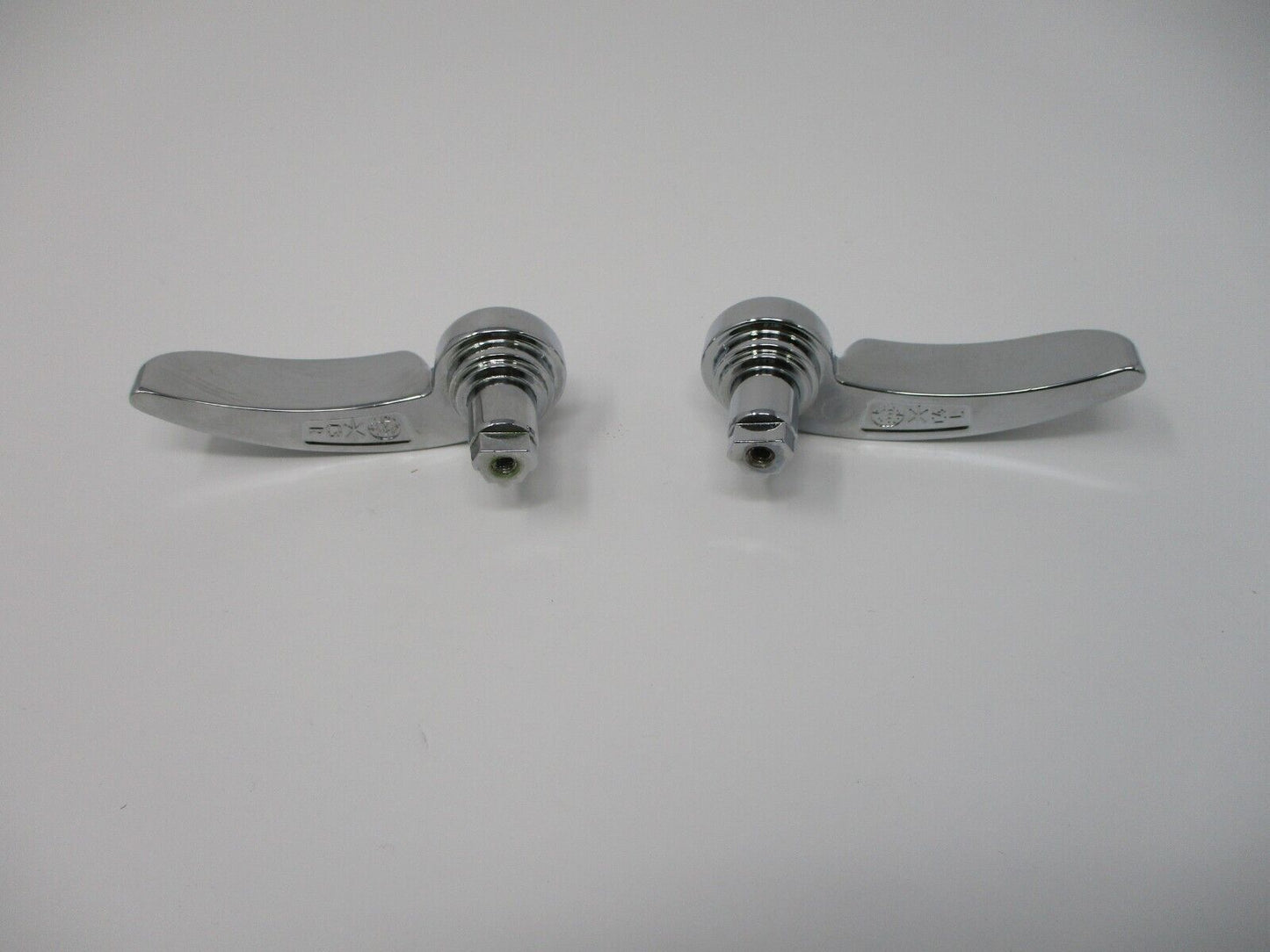 Harley-Davidson Chrome  '14-Later Saddlebag Latch Handles  SET 90200902 90200903