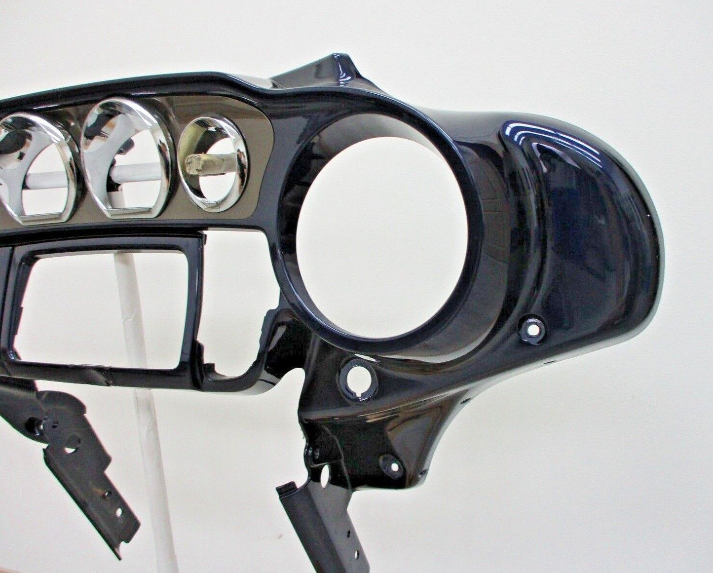 Harley Davidson OEM 2018 FLHTKSE CVO Anniversary Inner Fairing 57000905EGM