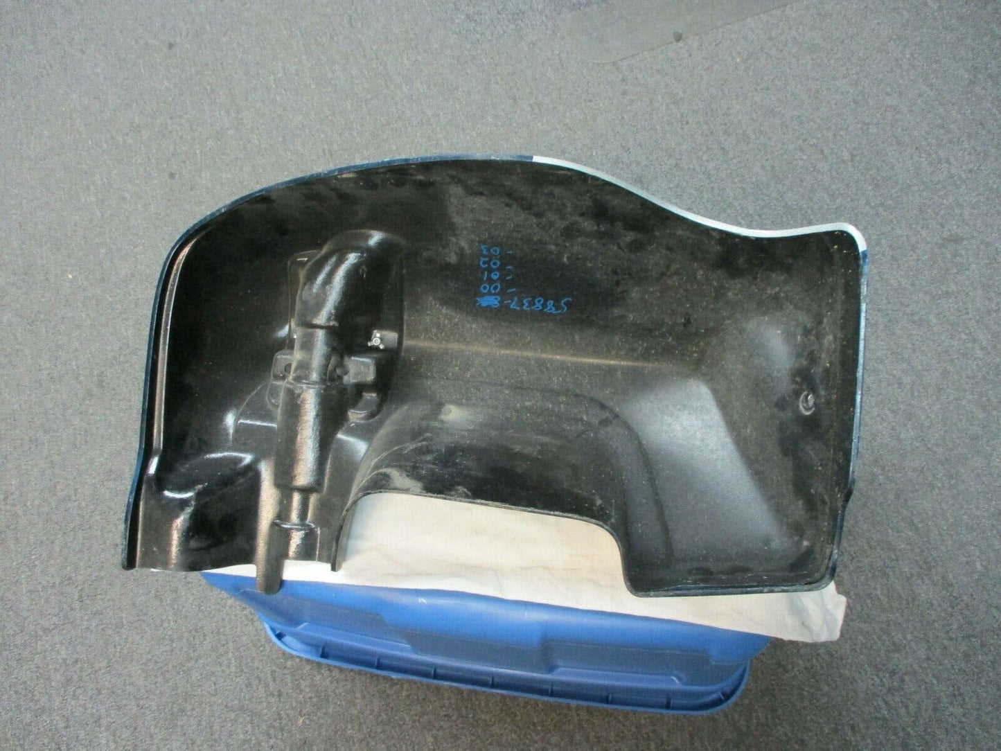 Harley Davidson OEM FLHTC Lower Right Fairing Blue 58837-00  2000-2003