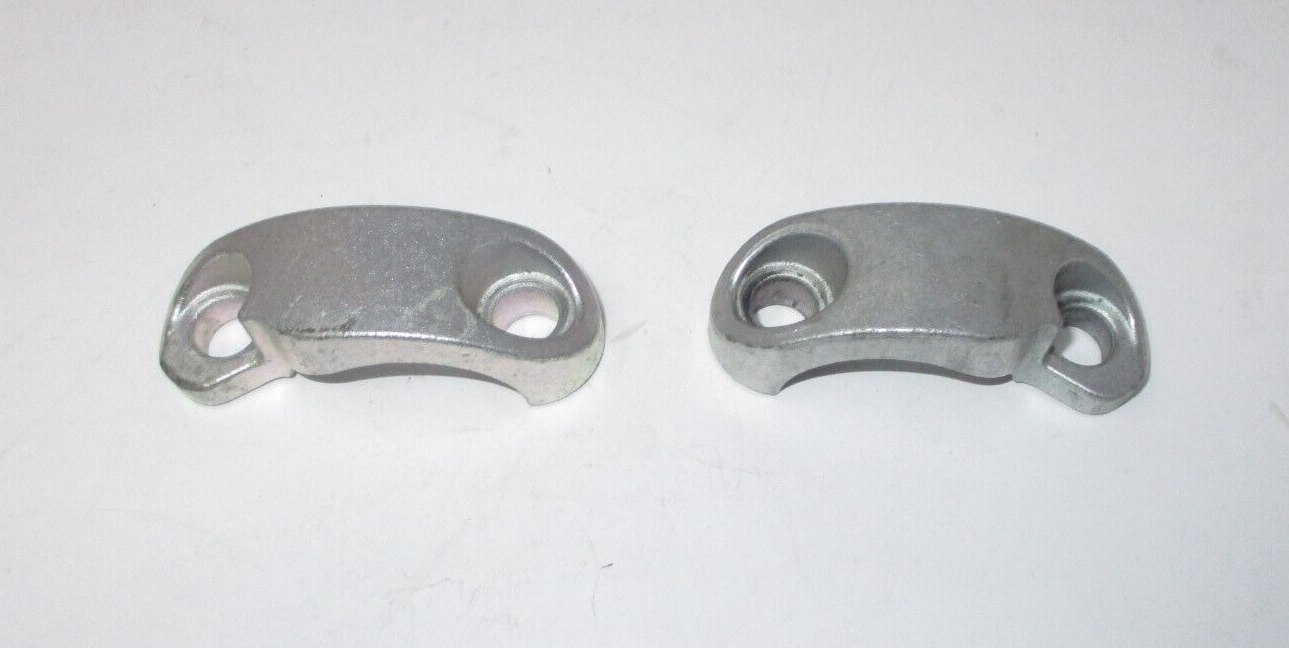 Harley-Davidson Upper Handlebar Clamp 55917-79A  55918-79A