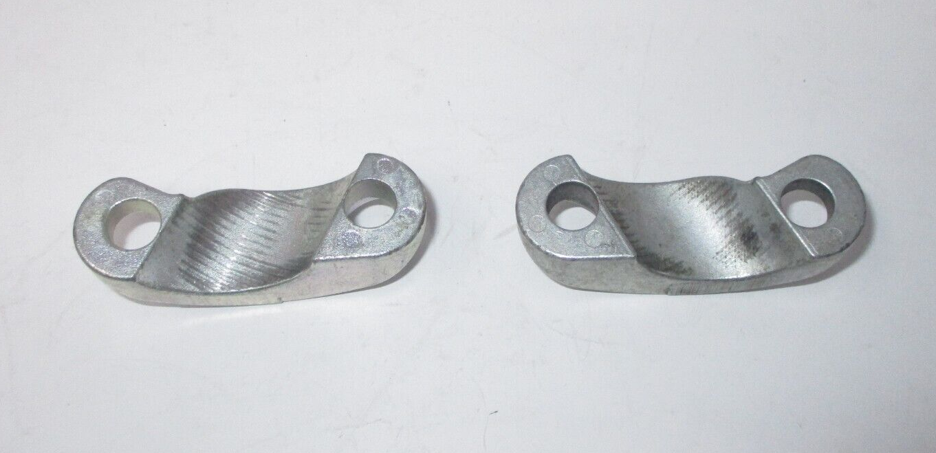 Harley-Davidson Upper Handlebar Clamp 55917-79A  55918-79A