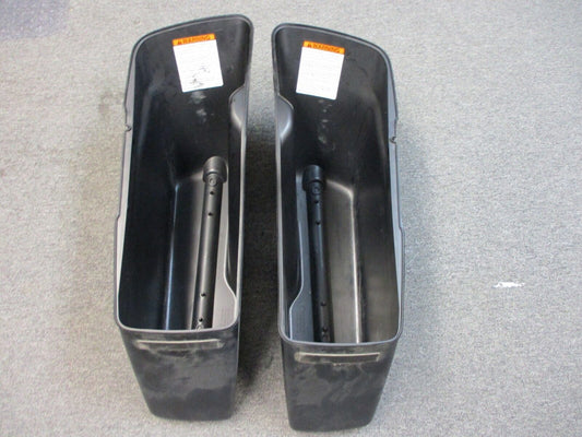 Harley Davidson OEM 14 Later Saddlebags Left & Right No Lids Damage 90200412