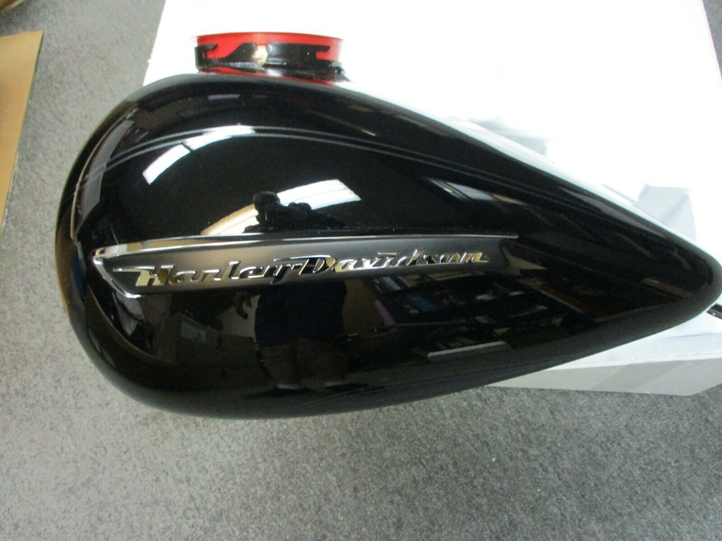 Harley Davidson OEM FLTRU Vivid Black Fuel Tank 61000229EDR