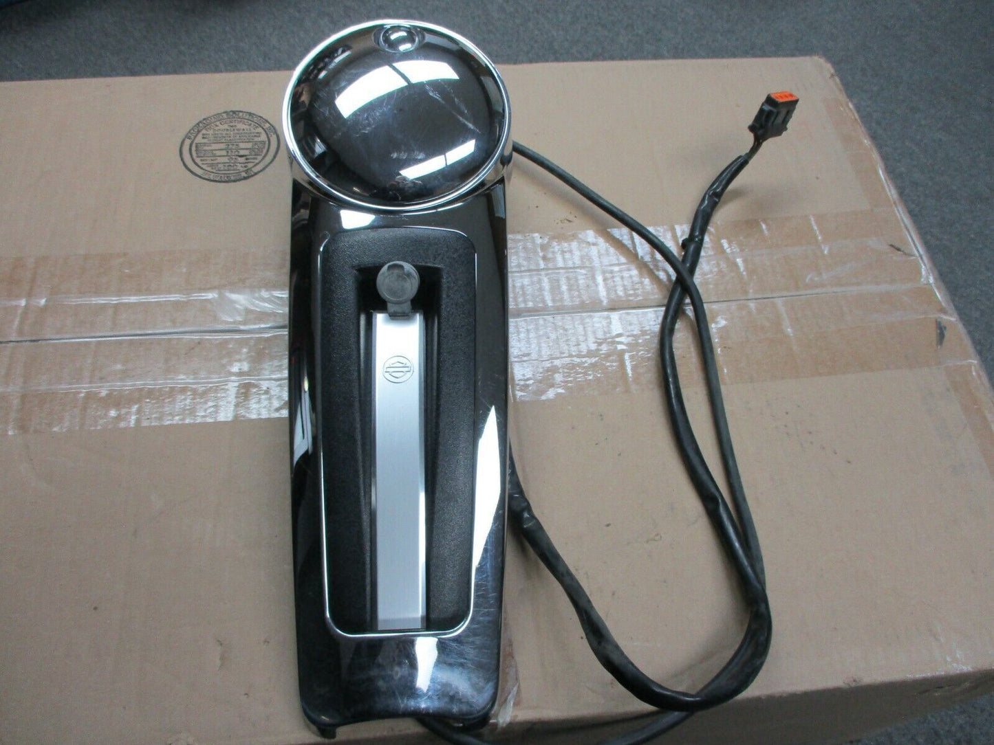 Harley Davidson OEM FLHTC FLHTK CB-POD ASY & CONSOLE 77136-08, 61270-08