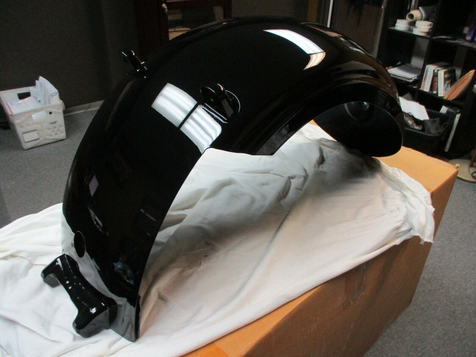 Harley Davidson OEM FXCW Rocker Rear Fender Vivid Black Deluxe 60185-0 ...