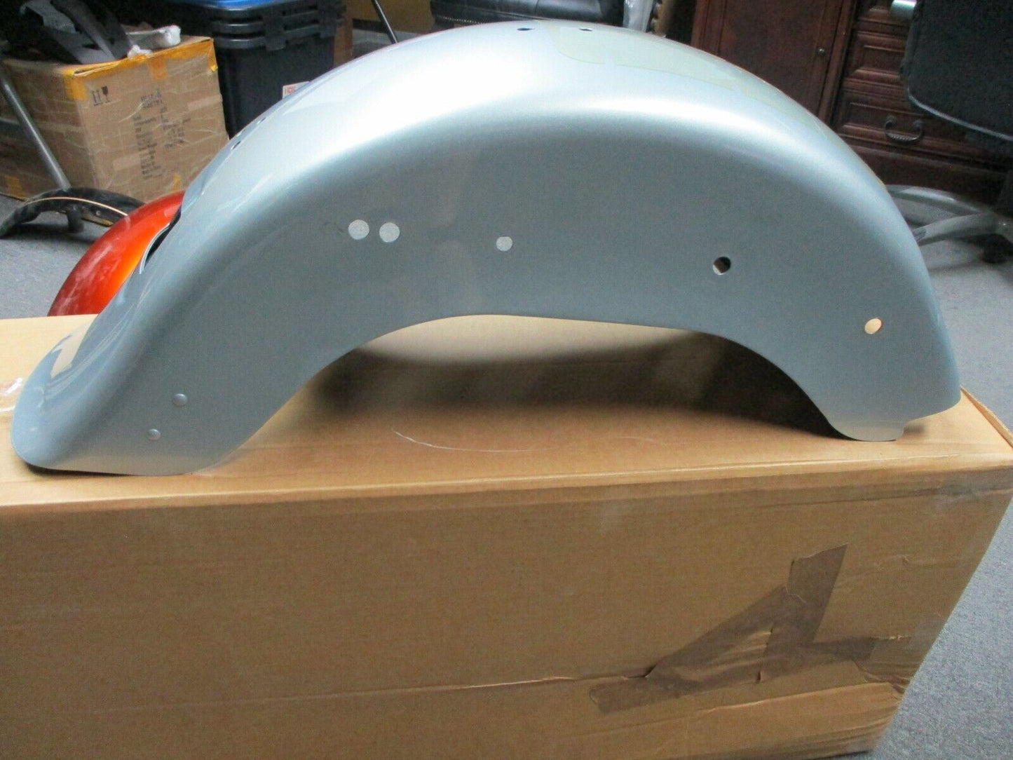 Harley Davidson OEM Fat Boy Rear Fender Brilliant Silver 60623-11BHT