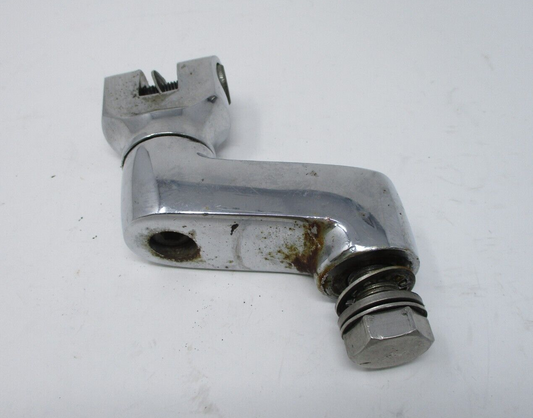 KURYAKYN   Offset Foot Peg Mount DS-253593