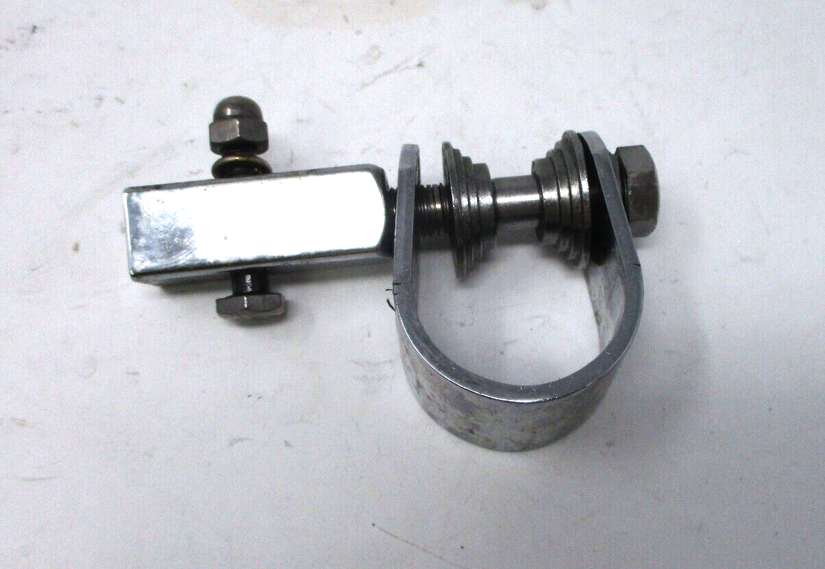 1-1/4" Engine Bar Mount Clamp with Square Foot Peg Mount 1-3/4 Long