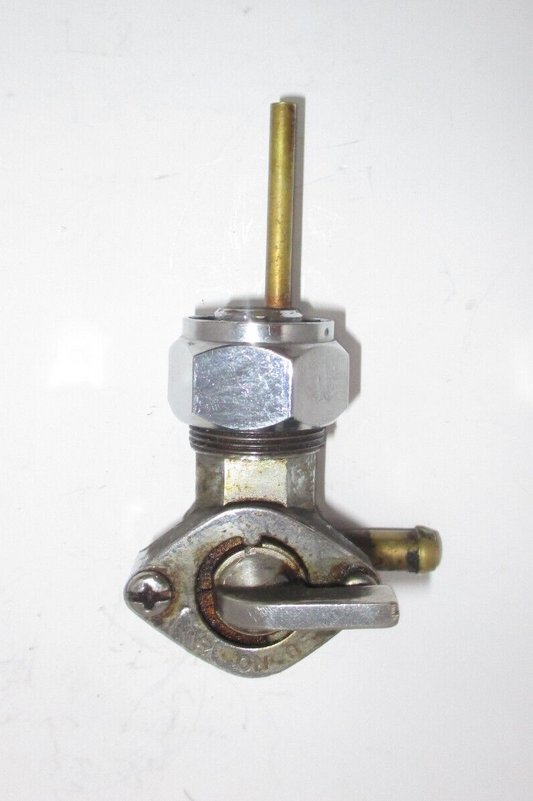 Harley-Davidson  Vacuum Fuel Petcock Right Side  62163-75