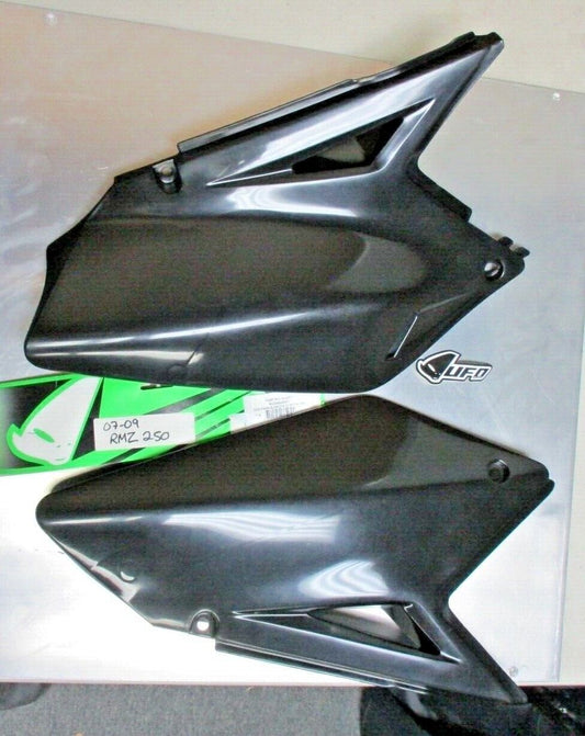UFO 07-09 RMZ250 Side Panels 512371