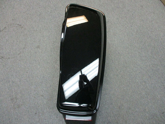 Harley Davidson OEM Right Saddle Bag Vivid Gloss Black with  New Lid ' 14-'19