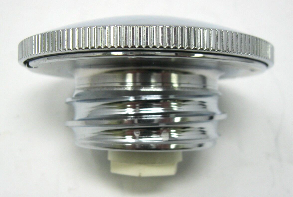 Drag Specialties Right Hand Vented Chrome Fuel Cap & Paint Protector 0703-0199
