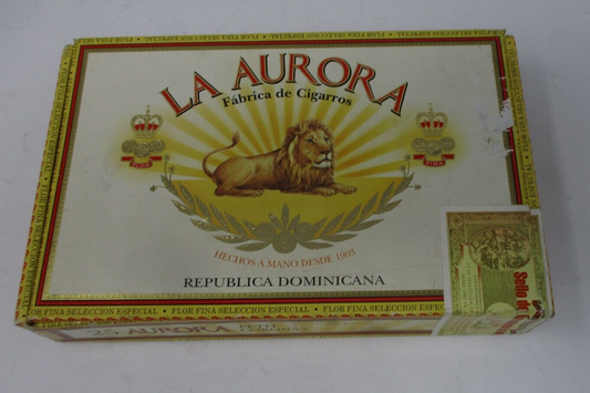 La Aurora  Cigars Collectible Wooden Box   ***EMPTY*** WOODEN CIGAR BOX