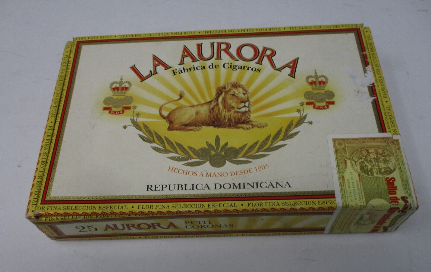 La Aurora  Cigars Collectible Wooden Box   ***EMPTY*** WOODEN CIGAR BOX