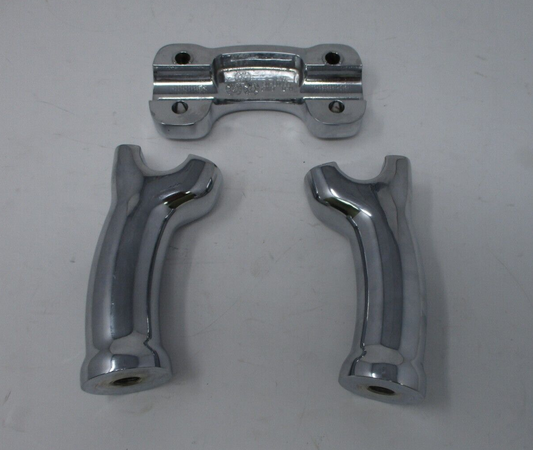 Harley-Davidson Handlebar Risers and Clamp 55902-05  55903-05