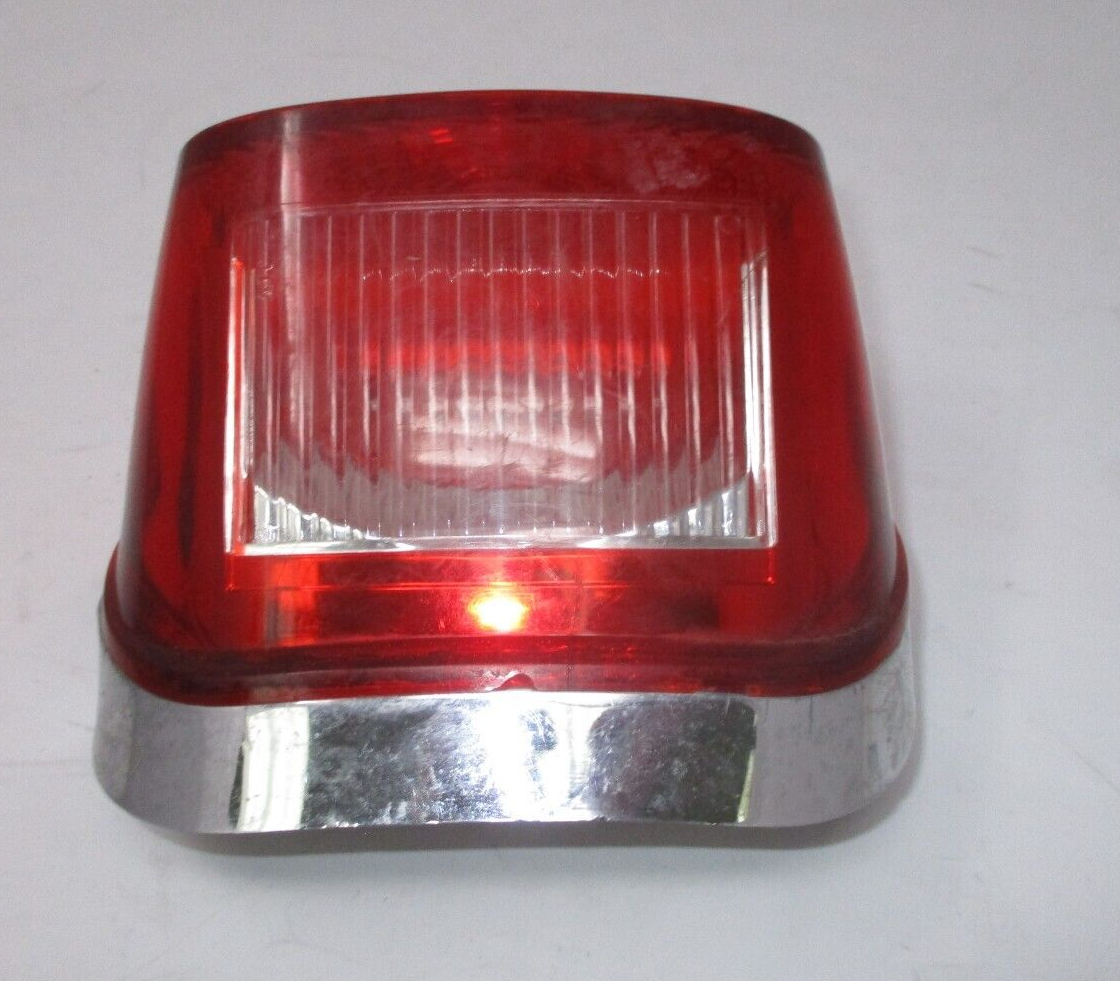 Harley -Davidson  Tail Light Base Assembly  NO BOLB  68066-99A