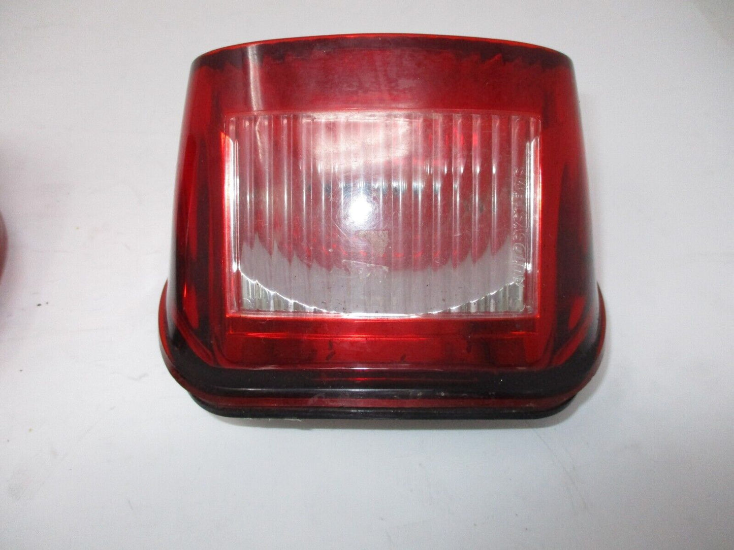 Harley-Davidson  Tail Light Lens Clear Middle Lens  (No Lamp) $20 EACH