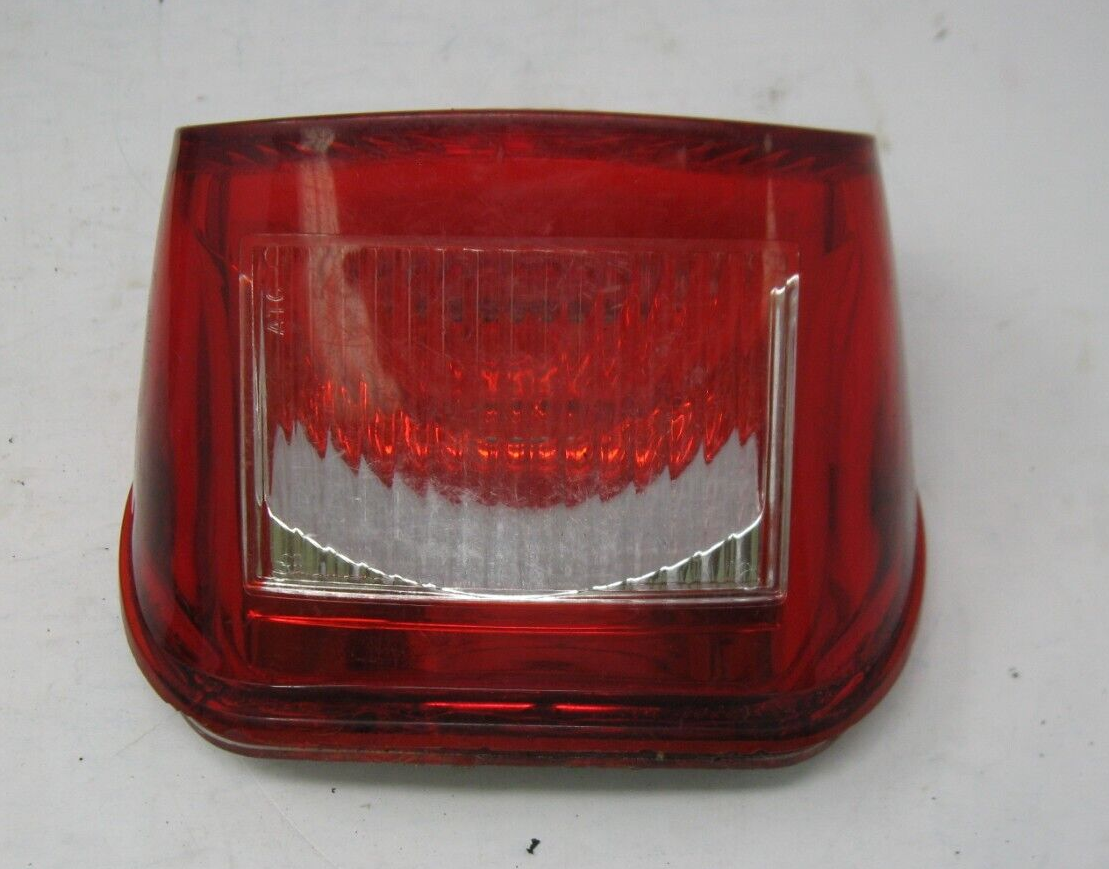 Harley-Davidson  Tail Light Lens Clear Middle Lens  (No Lamp) $5 EACH, DAMAGED