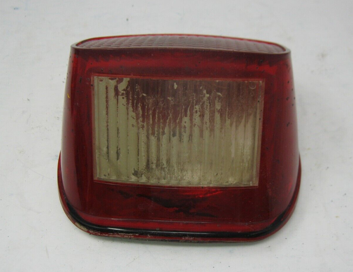 Harley-Davidson  Tail Light Lens Clear Middle Lens  (No Lamp) $5 EACH, DAMAGED