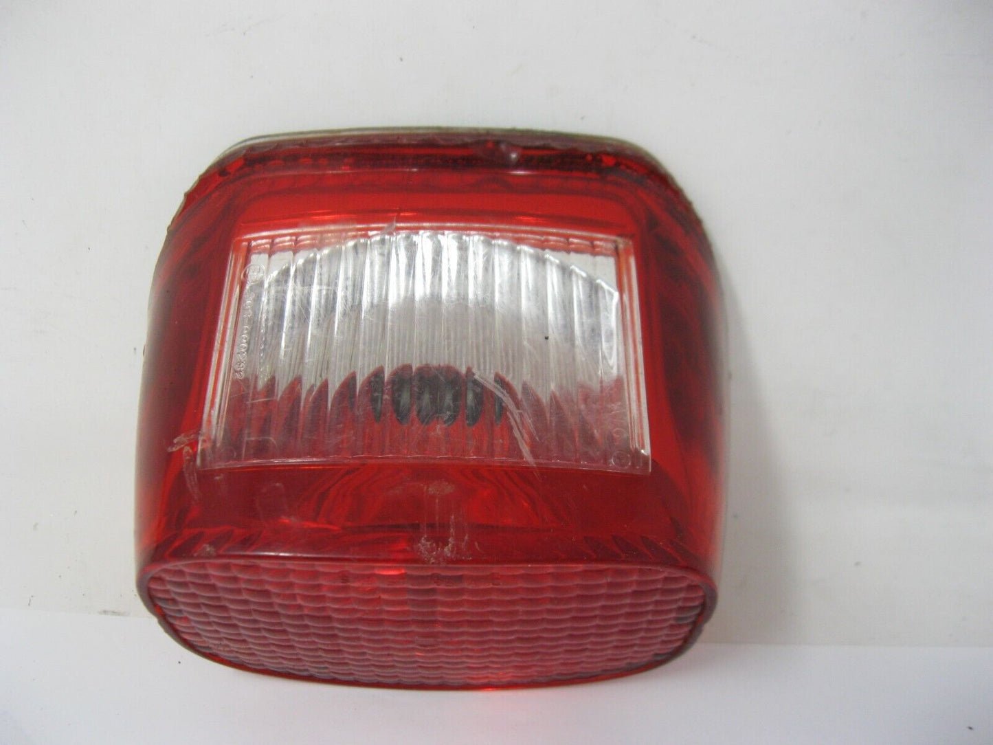 Harley-Davidson  Tail Light Lens Clear Middle Lens  (No Lamp) $5 EACH, DAMAGED