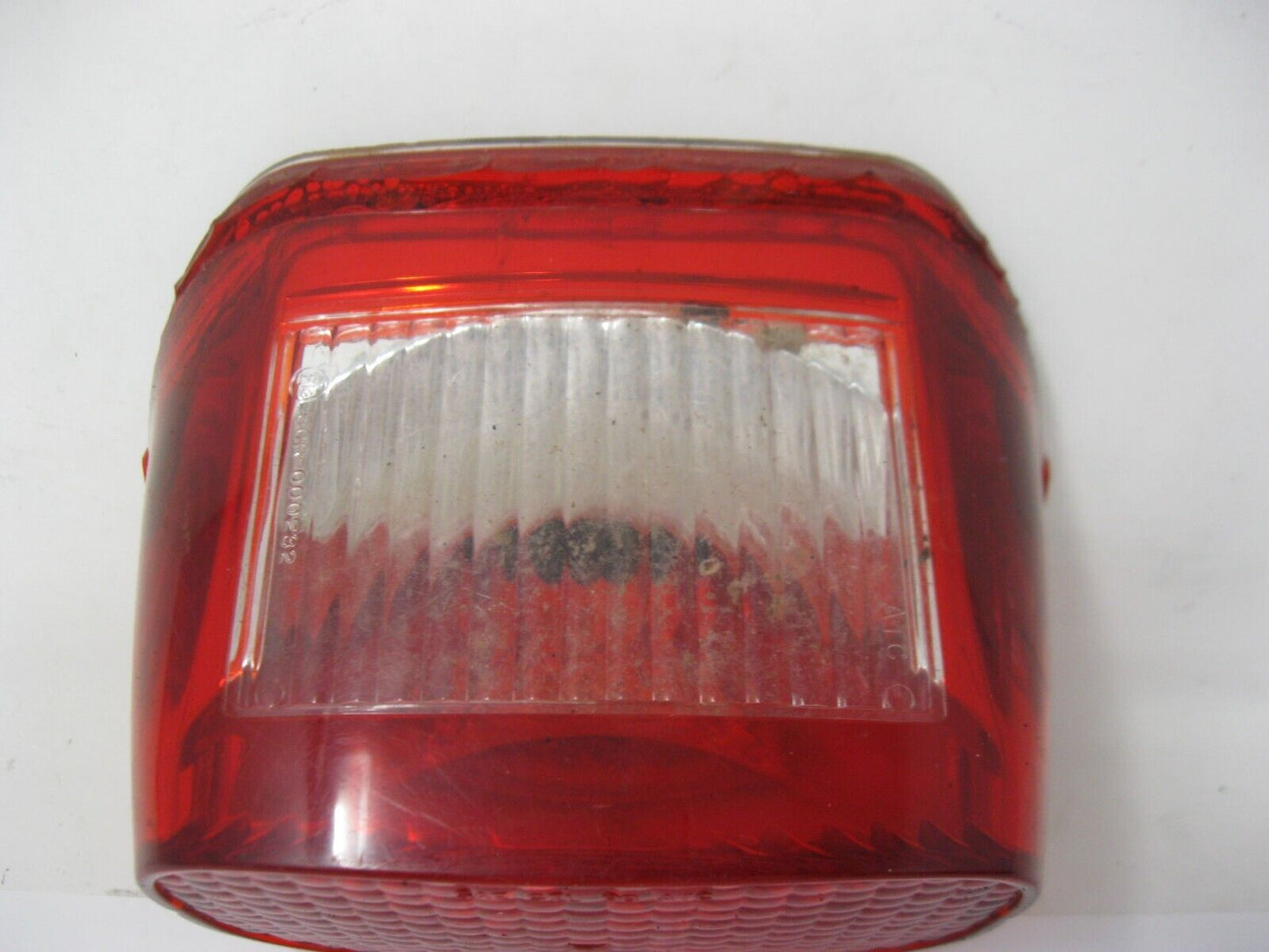 Harley-Davidson  Tail Light Lens Clear Middle Lens  (No Lamp) $5 EACH, DAMAGED