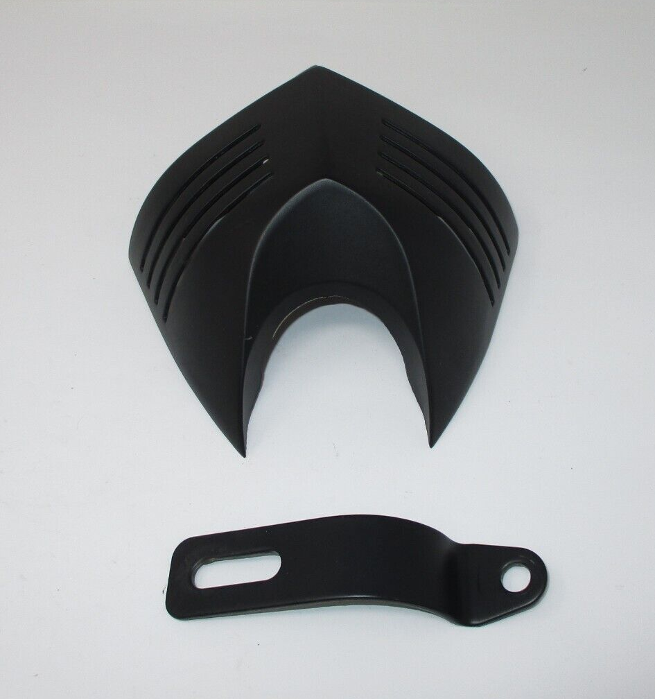 Kuryakyn Black Horn Cover V-Shield Black  2107-0114