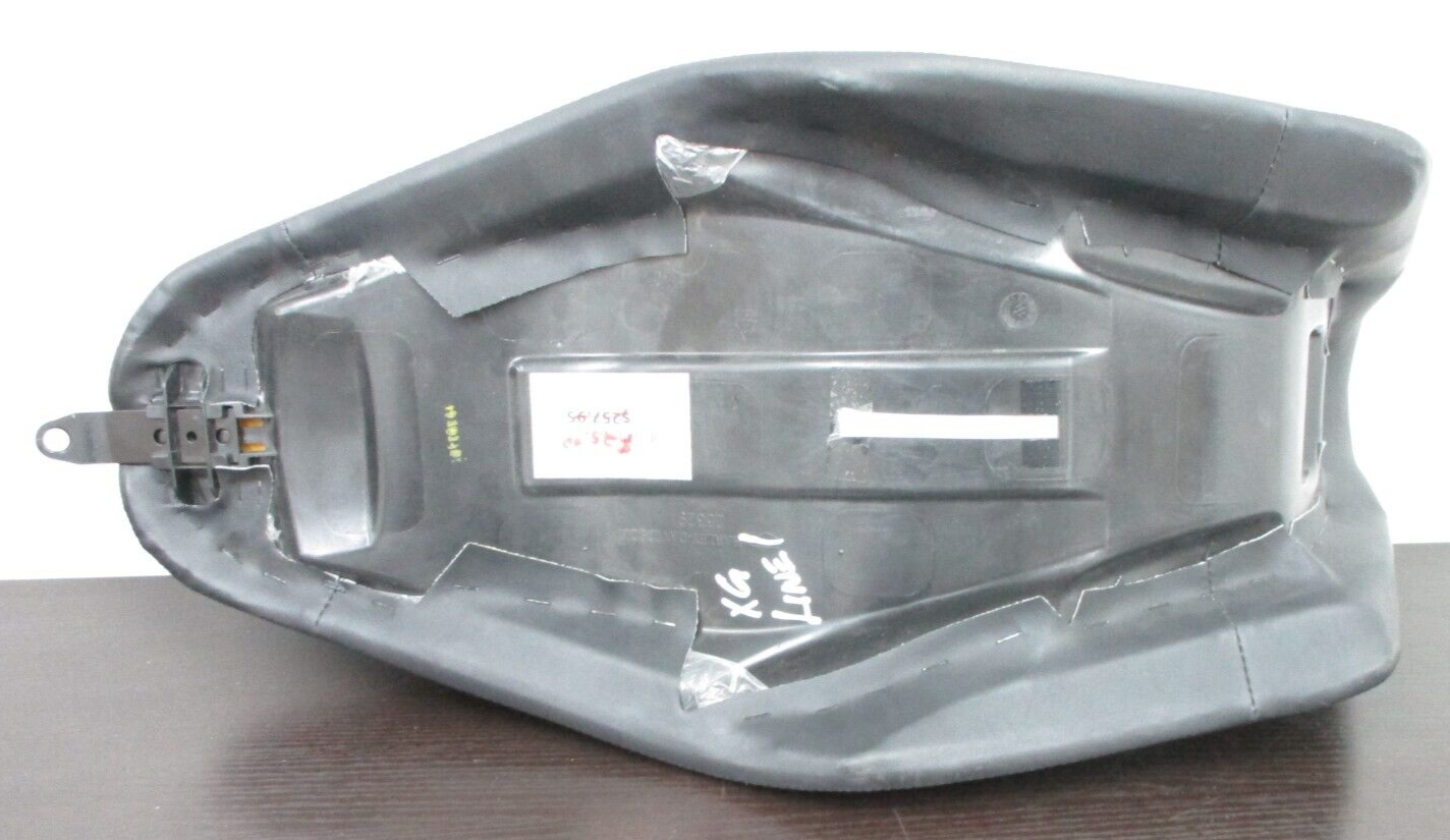 Harley-Davidson Street Reach Seat 52000123DEMO