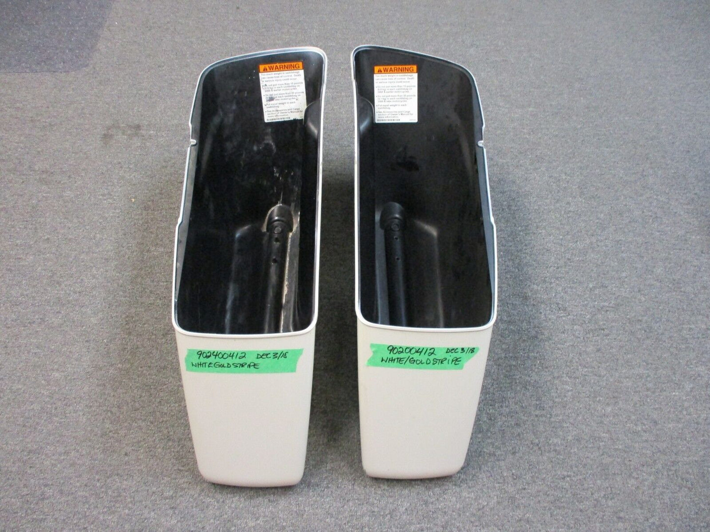 Harley Davidson OEM 14 Later Saddlebags Left & Right No Lids Damage 90200412