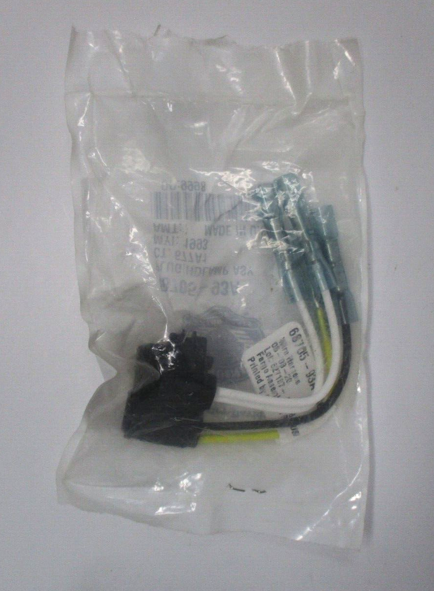 Harley-Davidson   Headlight Plug 68705-93A