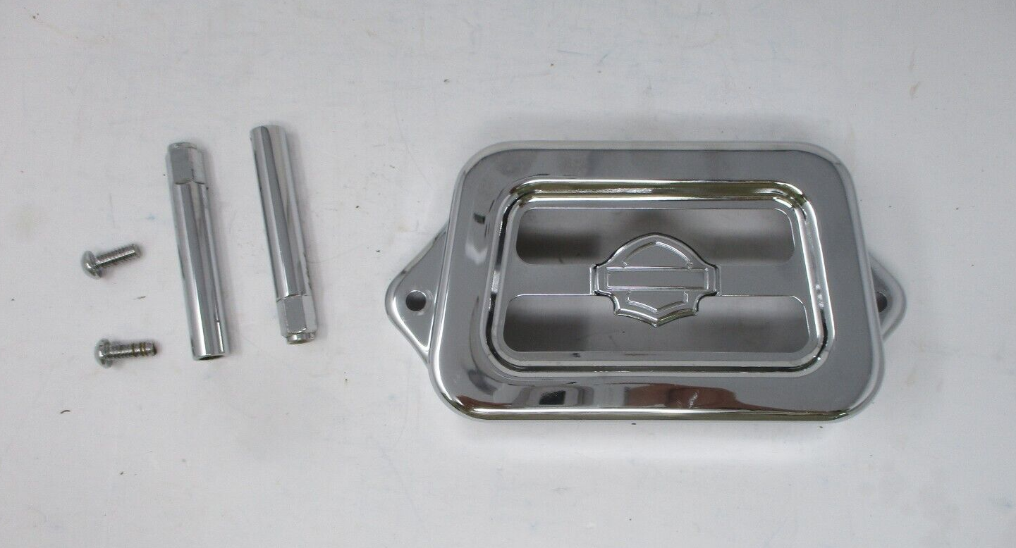 Harley-Davidson  Voltage Regulator Cover  74543-00