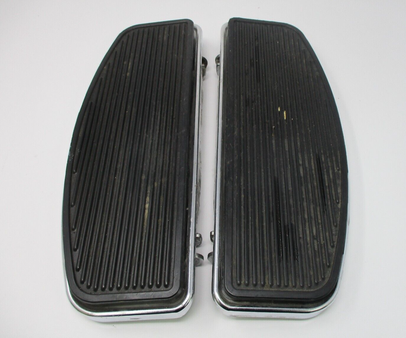 Harley-Davidson OEM  Footboards with Pad 50621-06