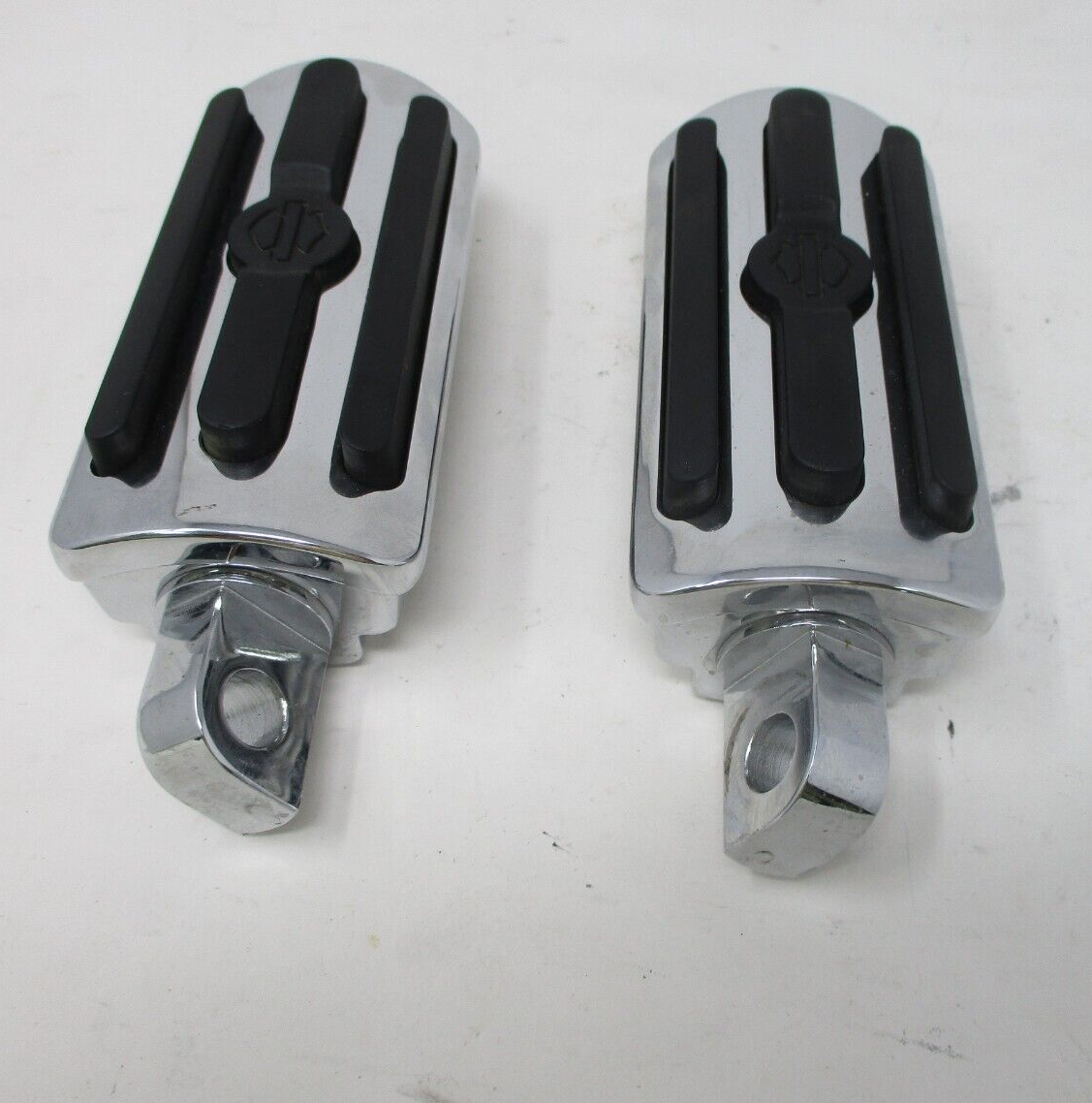 Harley-Davidson  Foot Peg SET  50130-95A